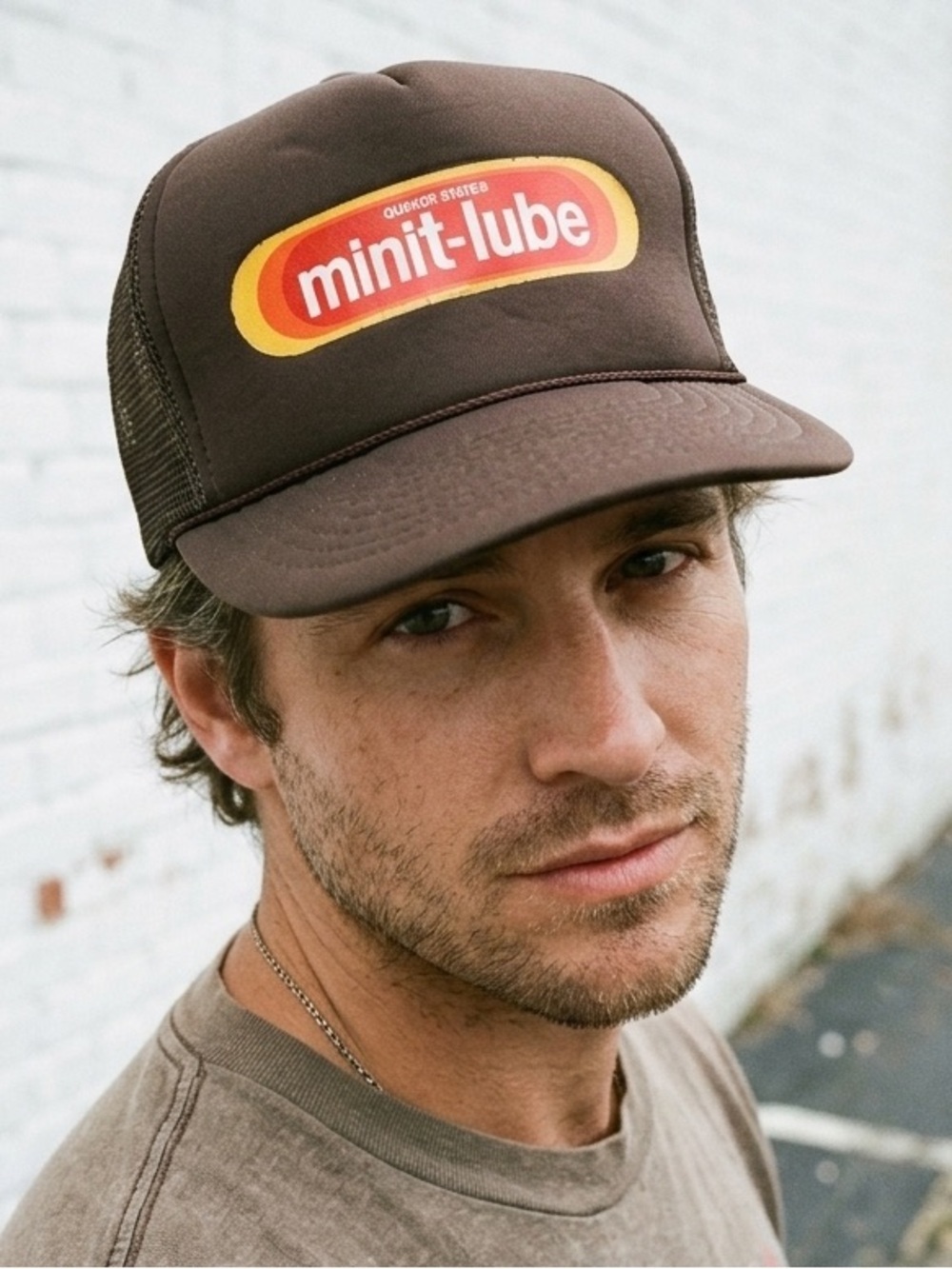 Vintage 80s 90s Minit-Lube Quaker State Trucker Hat Brown Mesh Snapback Racing